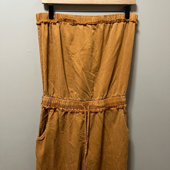 YOUNG FABULOUS & BROKE Reece strapless Jumpsuit size Medium - Picture 3 of 9